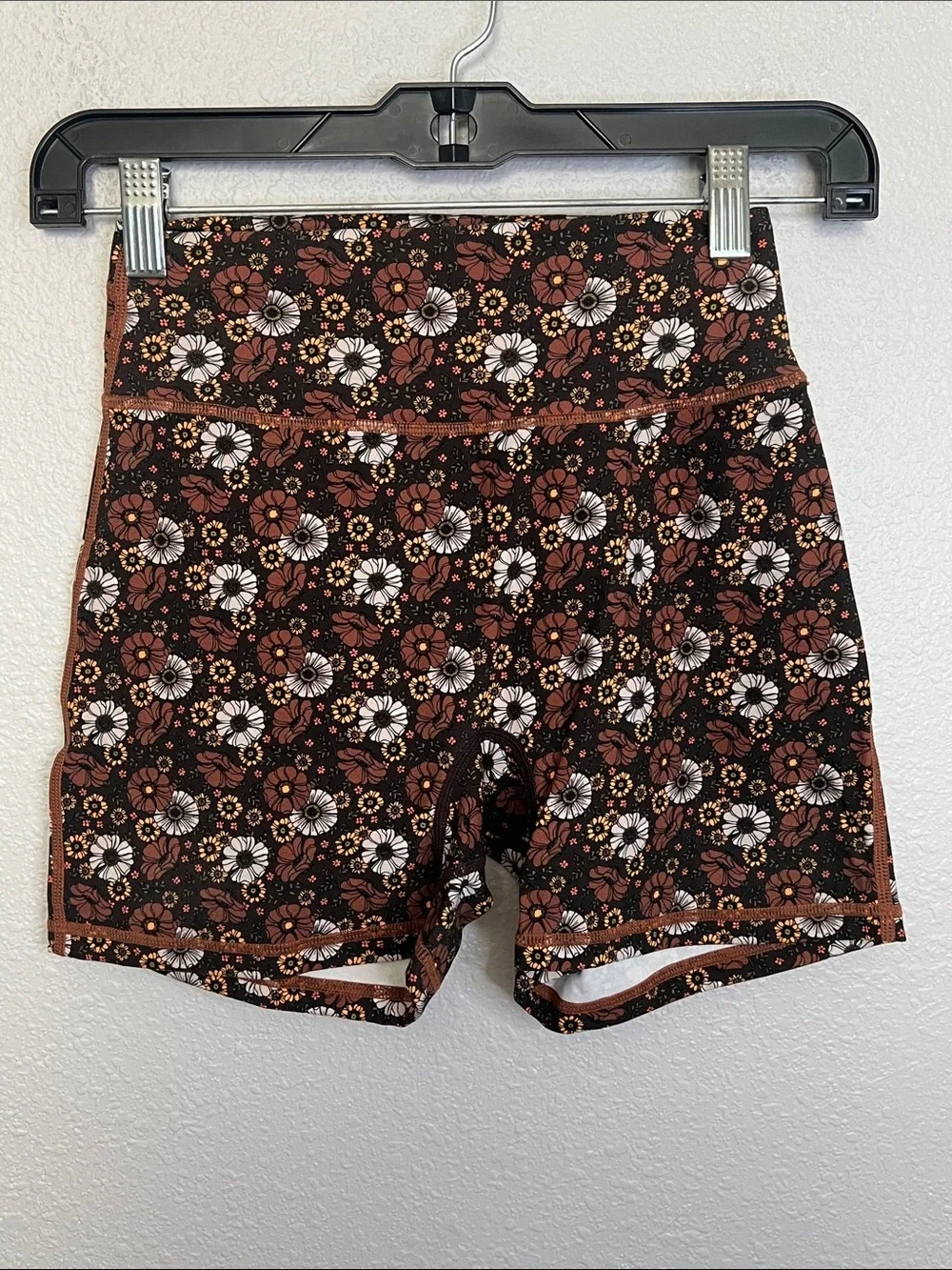 Buffbunny Brown Floral Biker Shorts Size Small